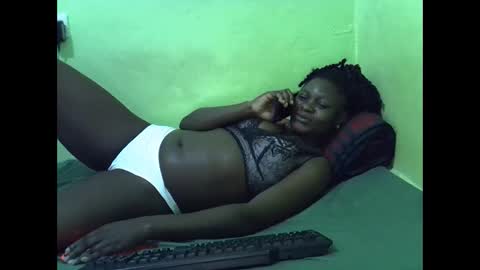 curvy_corazon1 online show from 10.13.25