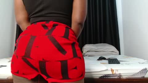 curvy_shirly online show from 02.05.26