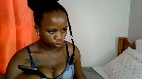Snapshot of curvydollyy chatting on 07.13.26 sushydushi online show from 07.13.26