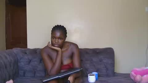 Snapshot of curvyebony1 chatting on 02.07.25 curtis online show from 02.07.25