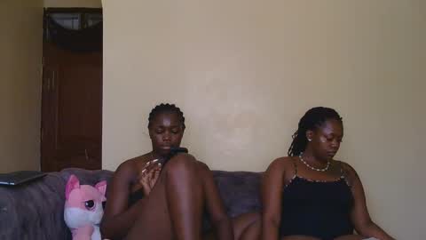 Snapshot of curvyebony1 chatting on 02.08.25 curtis online show from 02.08.25