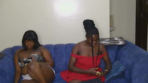 Snapshot of curvyebony1 chatting on 03.11.25 curtis online show from 03.11.25