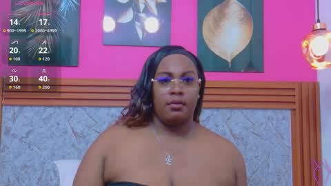 Snapshot of curvyhomebebe chatting on 05.28.26 curvyhomebebe online show from 05.28.26