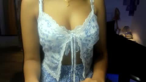 Snapshot of cute_alishaa chatting on 05.22.26 Alisha online show from 05.22.26