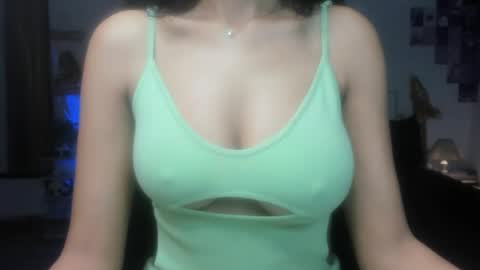 Snapshot of cute_alishaa chatting on 07.05.26 Alisha online show from 07.05.26