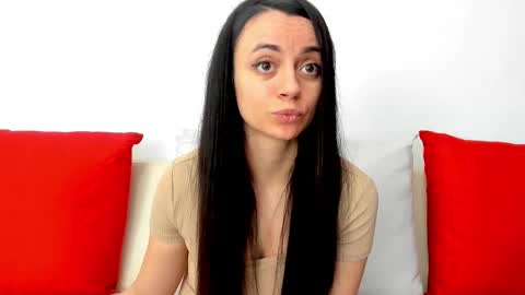 cute_angel95 online show from 03.05.25