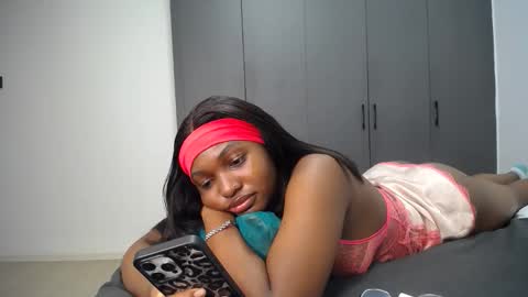 Snapshot of cute_ass18 chatting on 04.28.26 Liya online show from 04.28.26