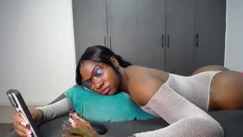 Snapshot of cute_ass18 chatting on 05.23.26 Liya online show from 05.23.26
