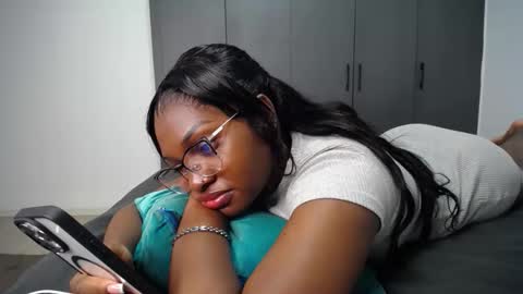 Snapshot of cute_ass18 chatting on 05.24.26 Liya online show from 05.24.26