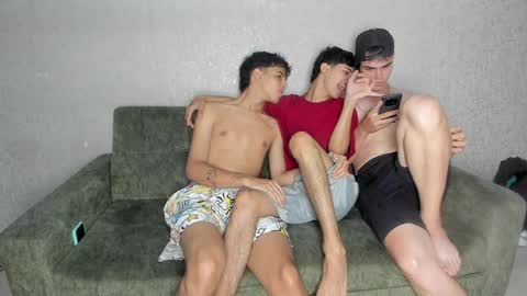 Snapshot of cute_boys18 chatting on 05.19.26 ARTURO-18 MATIAS-18 NIKOLAY-19 HADES-18 GABO-19 online show from 05.19.26