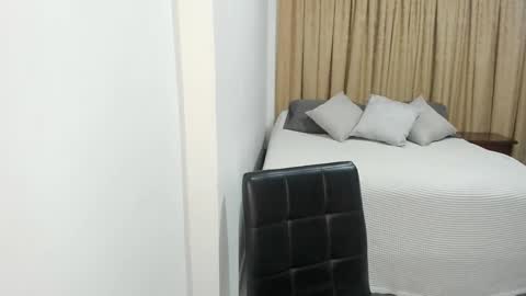 Sara online show from 02.25.25