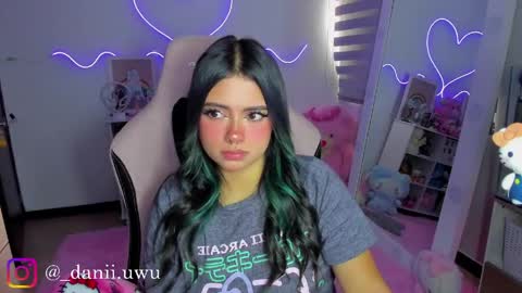 Snapshot of cute_dani__ chatting on 05.29.26 Dani online show from 05.29.26