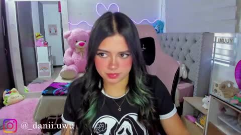 Snapshot of cute_dani__ chatting on 07.21.26 Dani online show from 07.21.26