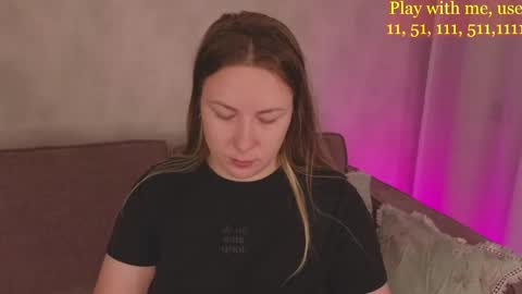 Everyday stream in the same time online show from 09.25.25