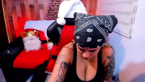    Independent Model online show from 12.12.24