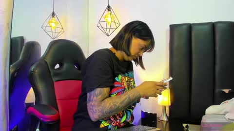    Independent Model online show from 05.24.26