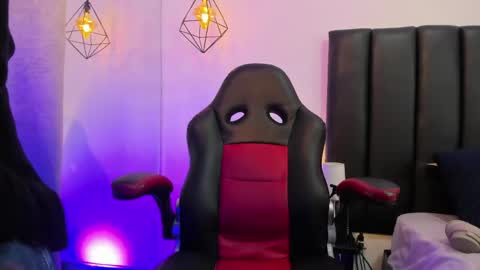    Independent Model online show from 05.29.26