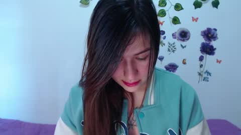 Isabella online show from 07.23.26