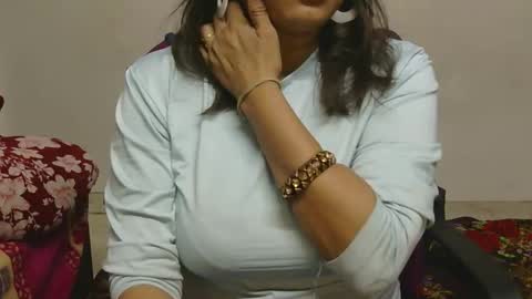 Snapshot of cute_kashmira99 chatting on 02.03.26 kashmira online show from 02.03.26