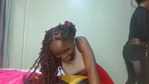 cute_lorna online show from 04.13.26