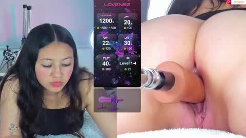 Snapshot of cute_mitsy chatting on 04.26.26 mitsy online show from 04.26.26