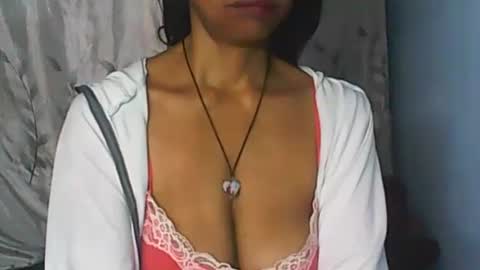 Snapshot of cute_moll chatting on 09.22.25 murielle online show from 09.22.25