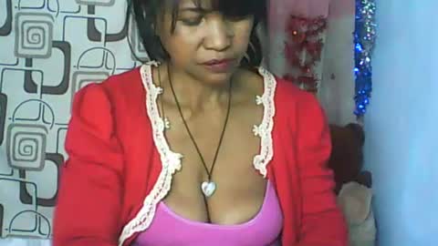 Snapshot of cute_moll chatting on 07.03.26 murielle online show from 07.03.26