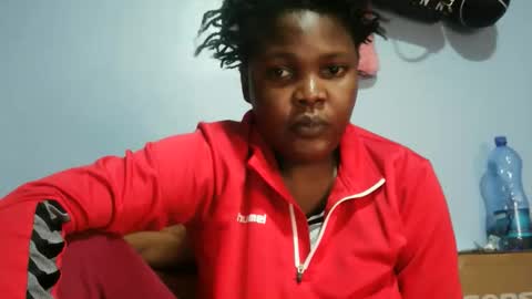 Snapshot of cute_roxie chatting on 10.31.25 cute_roxie online show from 10.31.25