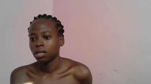 Snapshot of cute_sonny chatting on 12.19.24 cute_sonny online show from 12.19.24