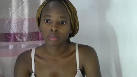 Snapshot of cute_sonny chatting on 02.07.25 cute_sonny online show from 02.07.25