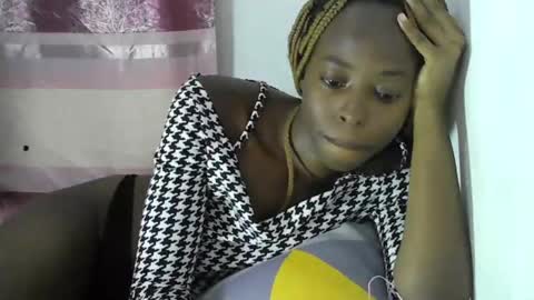 Snapshot of cute_sonny chatting on 02.23.25 cute_sonny online show from 02.23.25