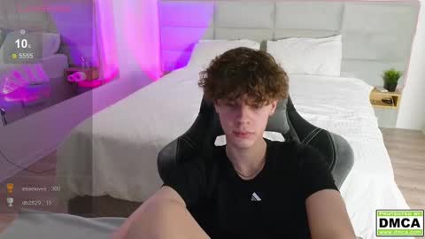 Thomas -  online show from 03.11.25