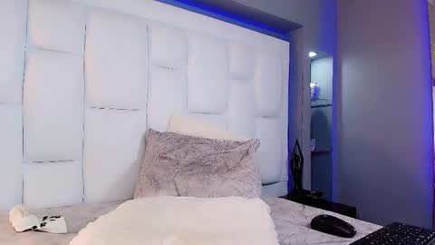 CuteArii online show from 02.21.25