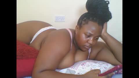 AURELIA online show from 12.23.25