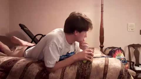 Snapshot of cuteboii29 chatting on 02.22.25 cuteboii29 online show from 02.22.25