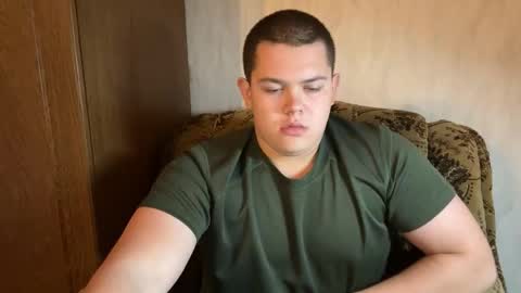 Snapshot of cutebutnaughty_ chatting on 11.08.25 Alex online show from 11.08.25