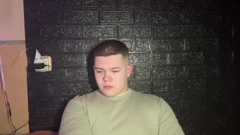 Snapshot of cutebutnaughty_ chatting on 02.12.26 Alex online show from 02.12.26