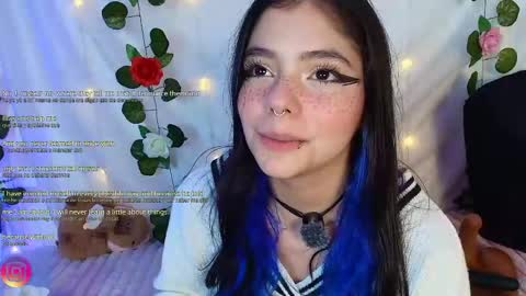 Snapshot of cutee_andrea chatting on 04.28.26 Andrea 3 online show from 04.28.26