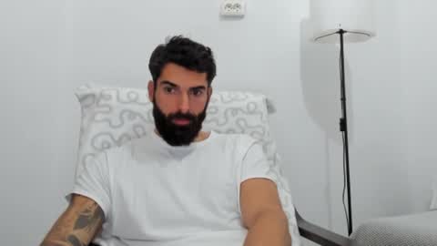 cuteeboy online show from 11.20.25