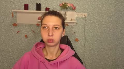 Elli online show from 11.21.25