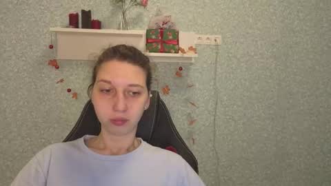 Elli online show from 12.23.25