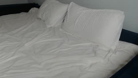 Snapshot of cuteemouse chatting on 12.28.24 Anna online show from 12.28.24