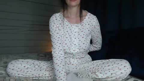 Snapshot of cuteemouse chatting on 01.13.25 Anna online show from 01.13.25