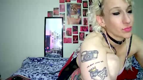 Bella online show from 04.07.26