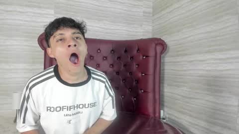 cutenaked_ online show from 02.15.26