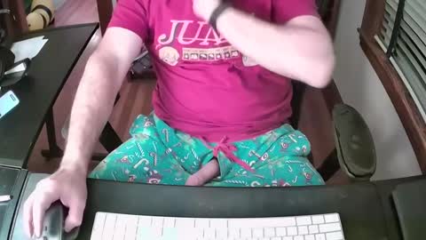 cutenerd15 online show from 10.12.25