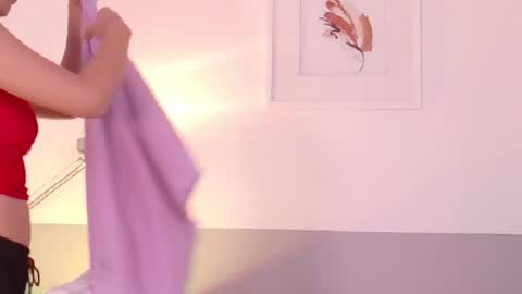 Snapshot of cutepetitee chatting on 02.27.26 cutepetitee online show from 02.27.26