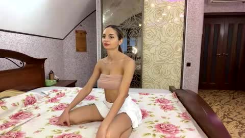 Alina online show from 12.19.25