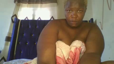 Snapshot of cutey_mellanin chatting on 09.15.25 cutey_mellanin online show from 09.15.25