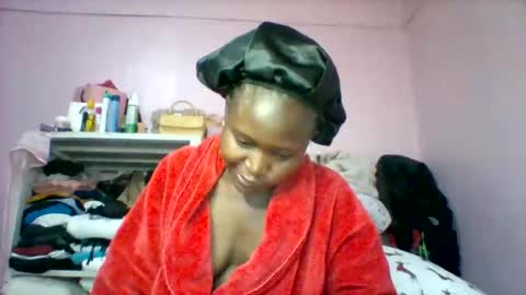 Snapshot of cutezola chatting on 09.11.25 cutezola online show from 09.11.25